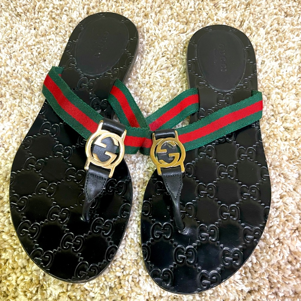 Gucci flip flops